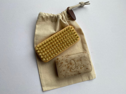 Gardeners and Mechanics Soap & Nail Brush