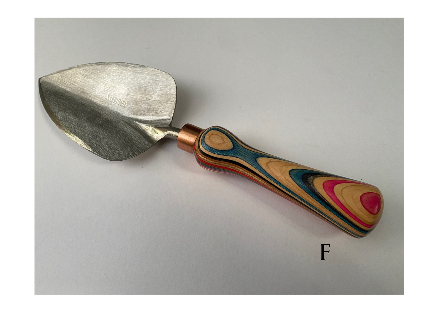 Tinker and Fix Skatewood Sneeboer Trowel