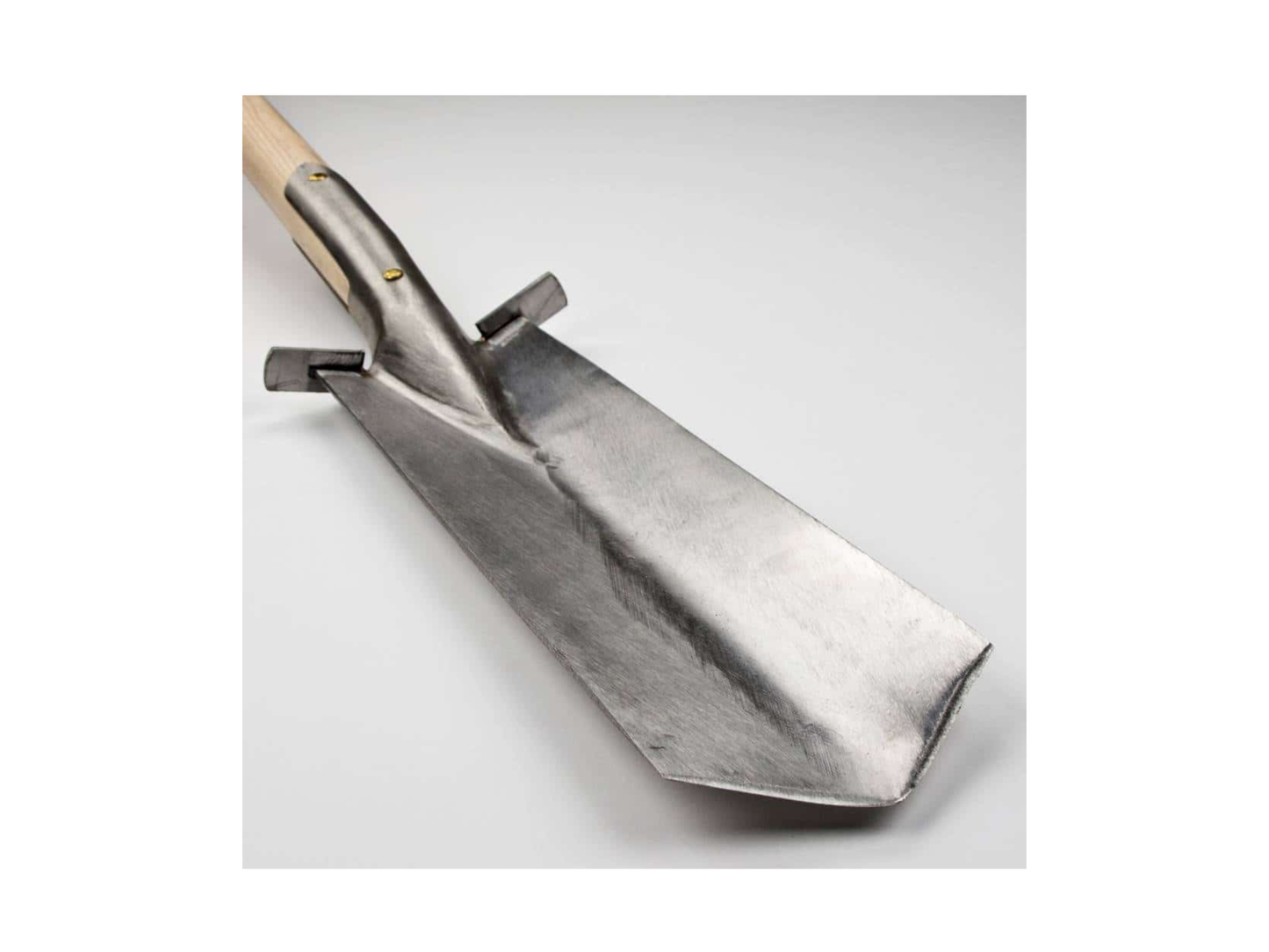 Sneeboer Drainage Spade with Steps