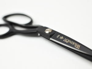 Whiteley 8" Black Sidebent Scissors