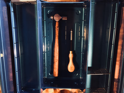 Trusco Cantilevered Toolbox